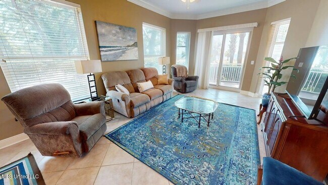 Foto del edificio - 2230 Beach Dr