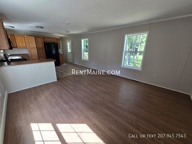 Building Photo - 70 Sweet Fern Dr
