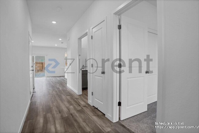 Foto del edificio - 4654 Sami Jo Dr