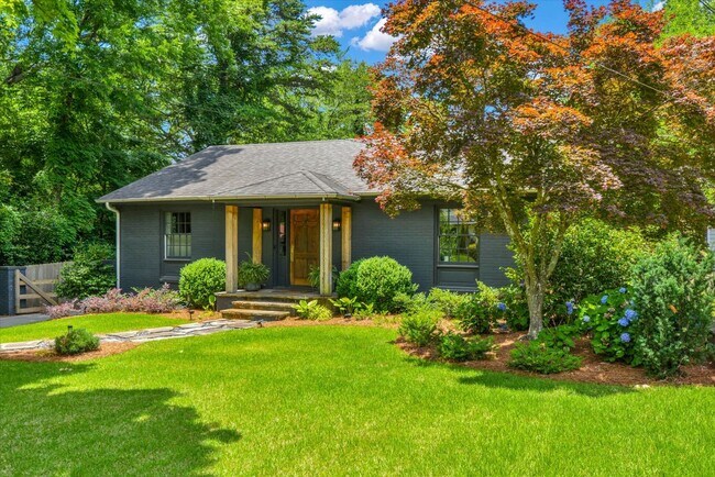 Foto del edificio - 643 Etowah Dr NE