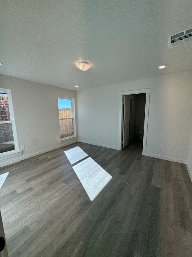 Building Photo - Brand New Construction 3/2/1 in Homestead!!!