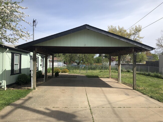 Foto del edificio - 167 W Rose St