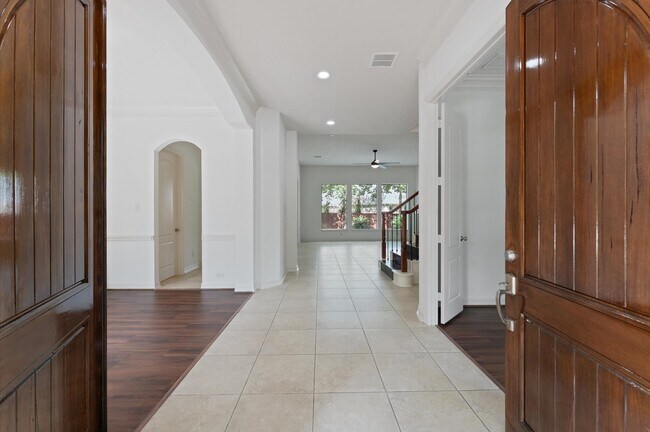 Building Photo - 361 W Tupelo Green Cir