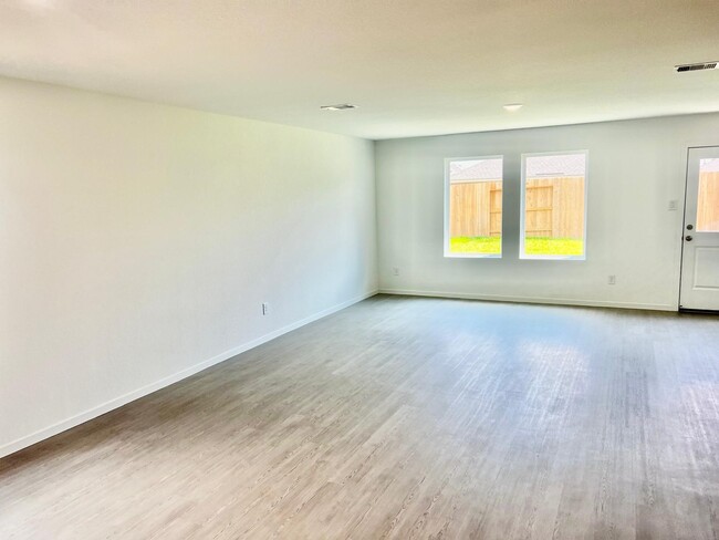 Building Photo - 29015 Great Flatland Trl
