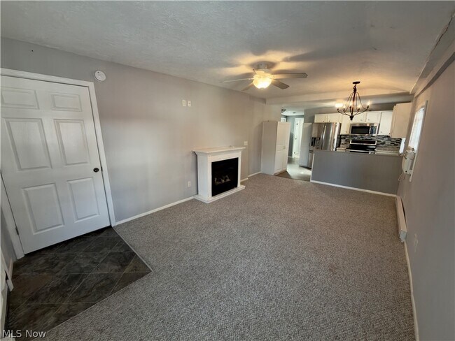 Foto del edificio - 142 1/2 Beaver Ct