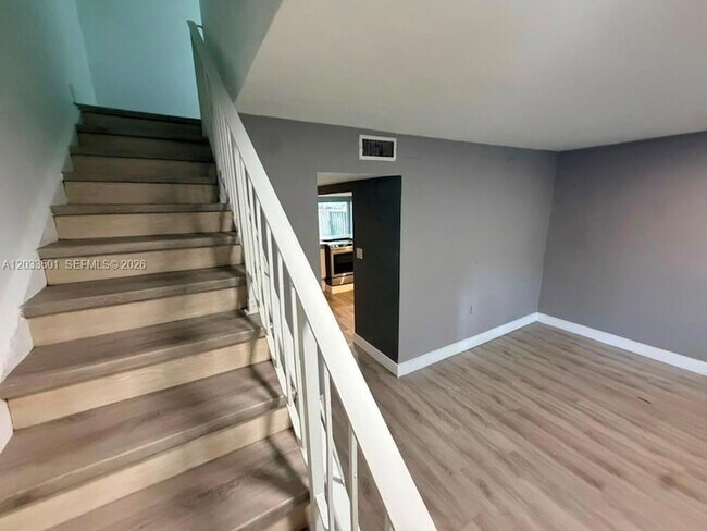 Foto del edificio - 274 NE 141st St