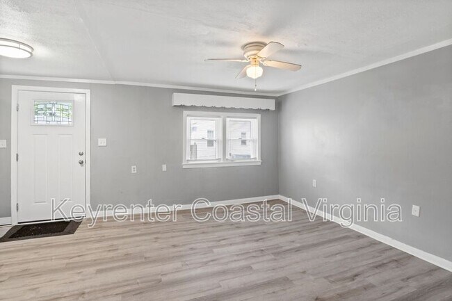 Foto del edificio - 2319 Jamestown Ave