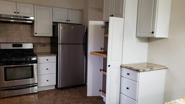 Foto del edificio - 3483 Wenwood Dr