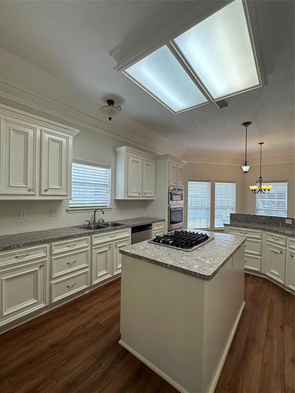Building Photo - 5203 Whittier Oaks Dr