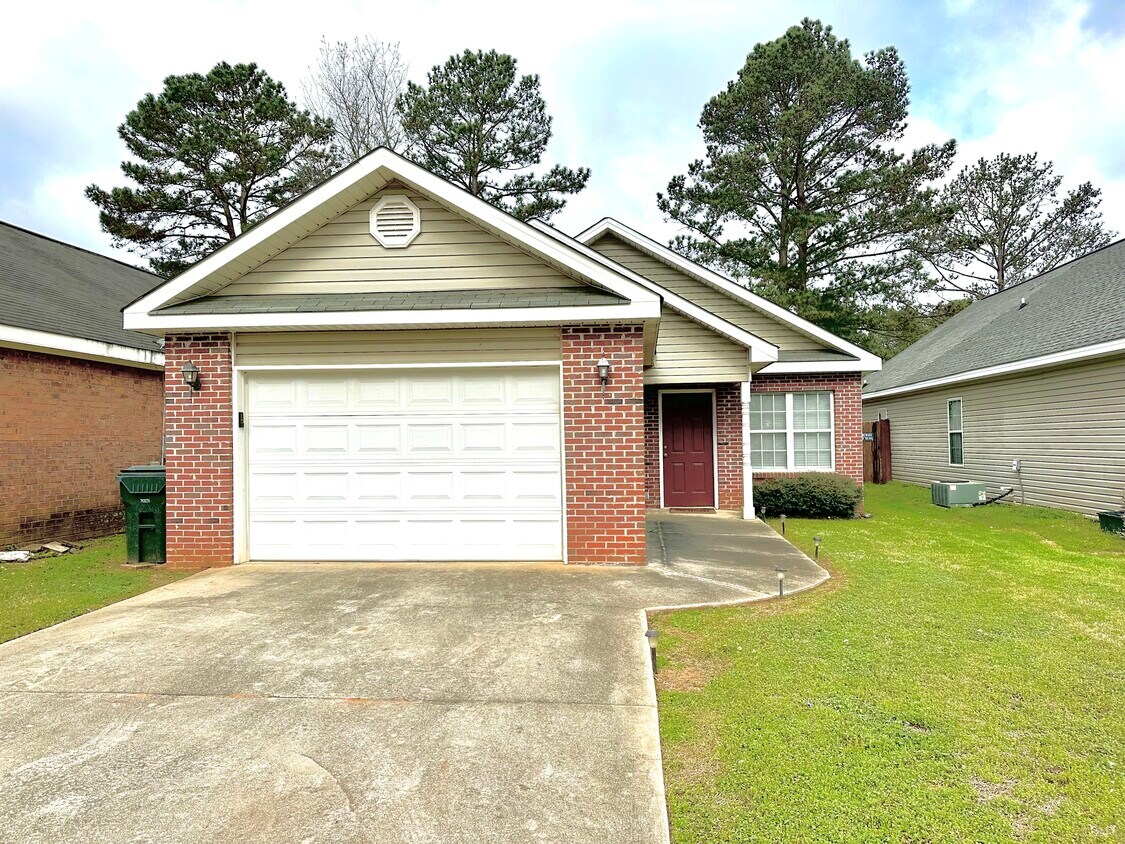 104 Rolling Woods Cir, Warner Robins, GA 31088 House Rental in Warner