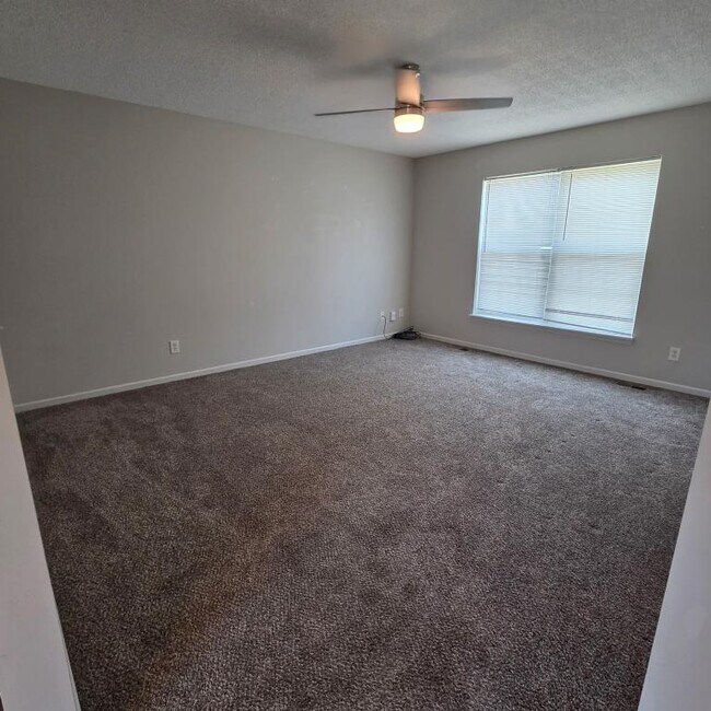 Foto del edificio - 18713 Woodruff St