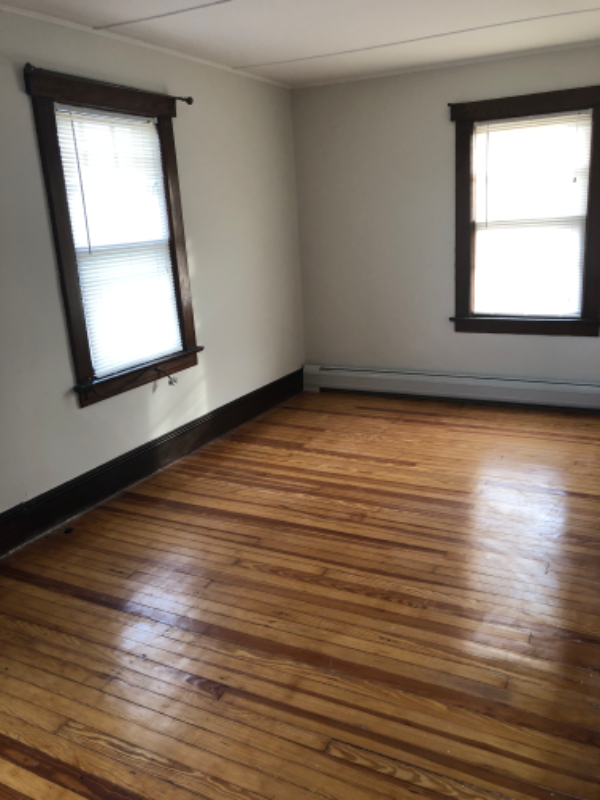Primary Photo - 251 Godwin Ave