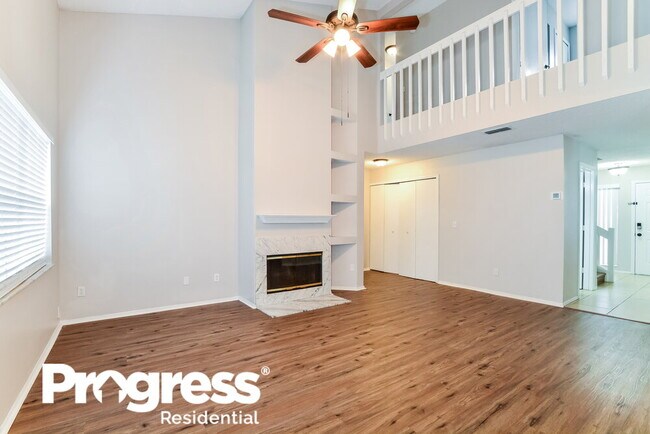 Building Photo - 11184 Cypress Leaf Dr
