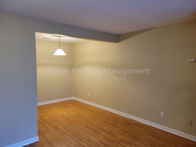 Foto del edificio - 7995 E Mississippi Ave