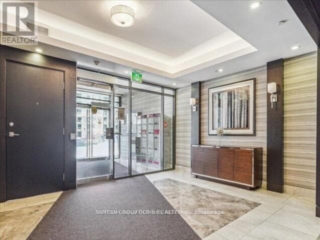 Building Photo - 101 Shoreview Pl