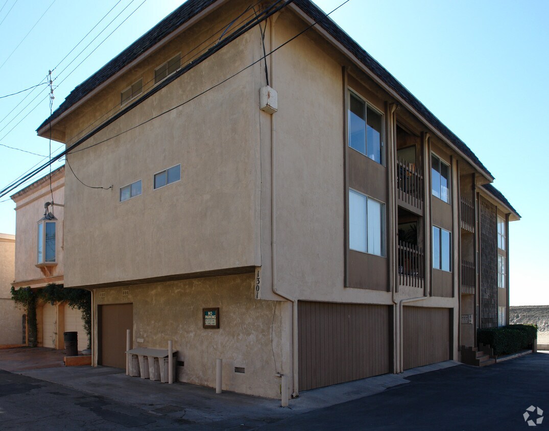 1301 Seal Way, Seal Beach, CA 90740 Apartments in Seal Beach, CA
