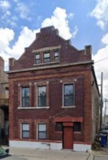 Primary Photo - 2611 S Troy St