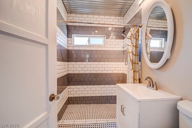 Foto del edificio - 18 Magnesium St