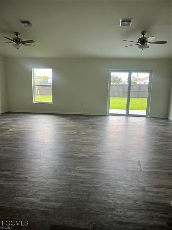 Foto del edificio - 1711 NW 10th Pl
