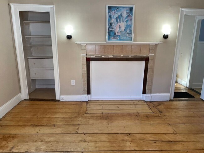 Foto del edificio - 46 Dummer St