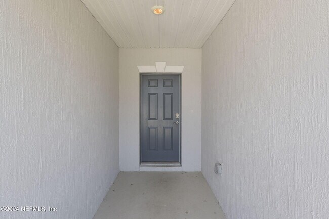 Building Photo - 2543 Lantana Ln