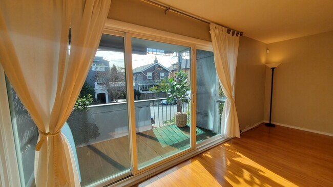 Foto del edificio - 3945 Harrison St