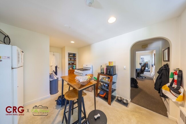 Building Photo - 1026 Chestnut St