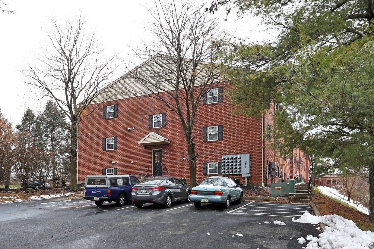 Chestnut Commons Apartments Emmaus, PA