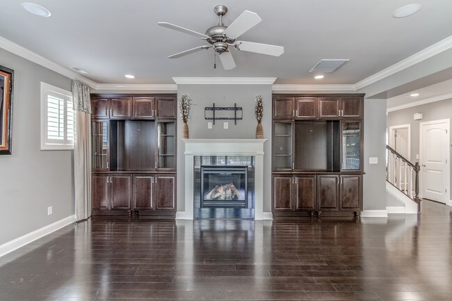 Building Photo - 112 Buxtonwood Pl