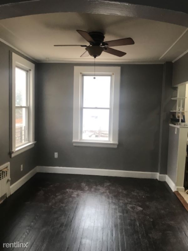 Building Photo - 4 br, 1 bath House - 123 Chestnut Ave