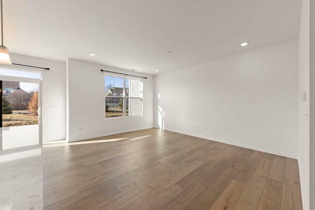 Foto del edificio - 4486 Chelsea Mnr Cir