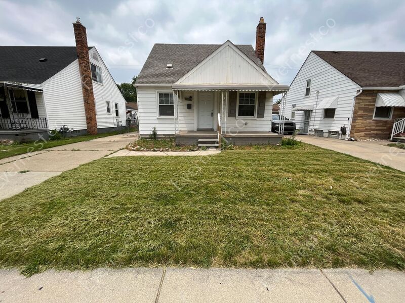 Primary Photo - 17499 Flint St