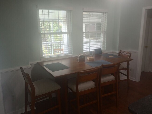 Foto del edificio - 518 Ridgecliff Ct
