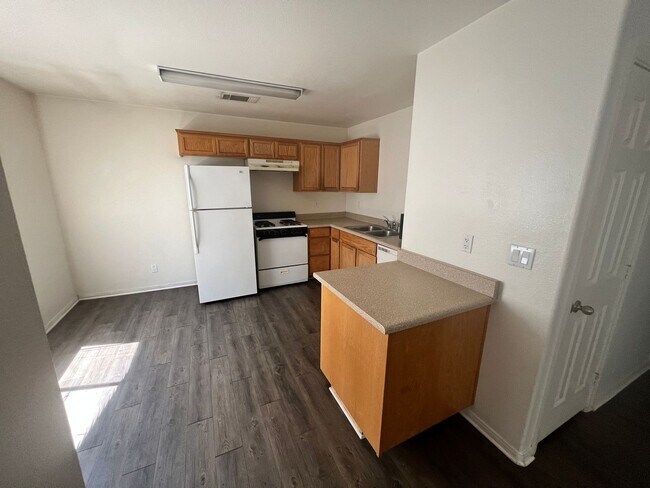 Foto del edificio - 6320 Mesquite Ave