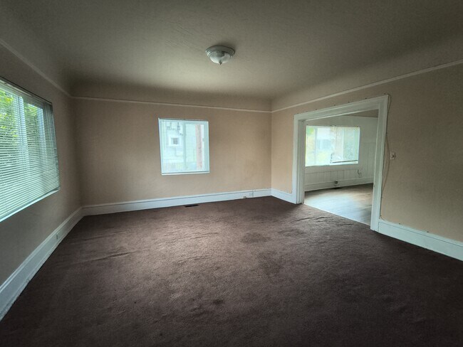 Foto del edificio - 5701 Genoa St