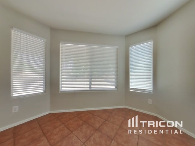 Building Photo - 24172 W Desert Bloom St