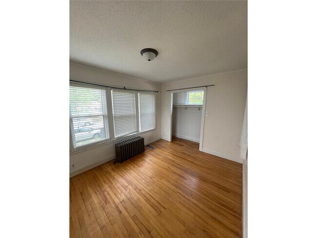 Foto del edificio - 858 Fry St