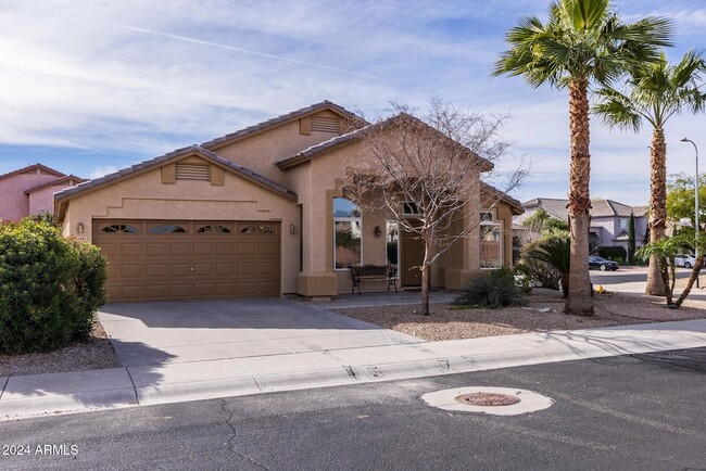 Foto del edificio - 4401 E Cottonwood Ln