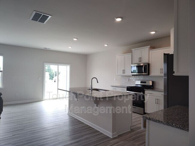 Building Photo - 529 Zermatt Ct