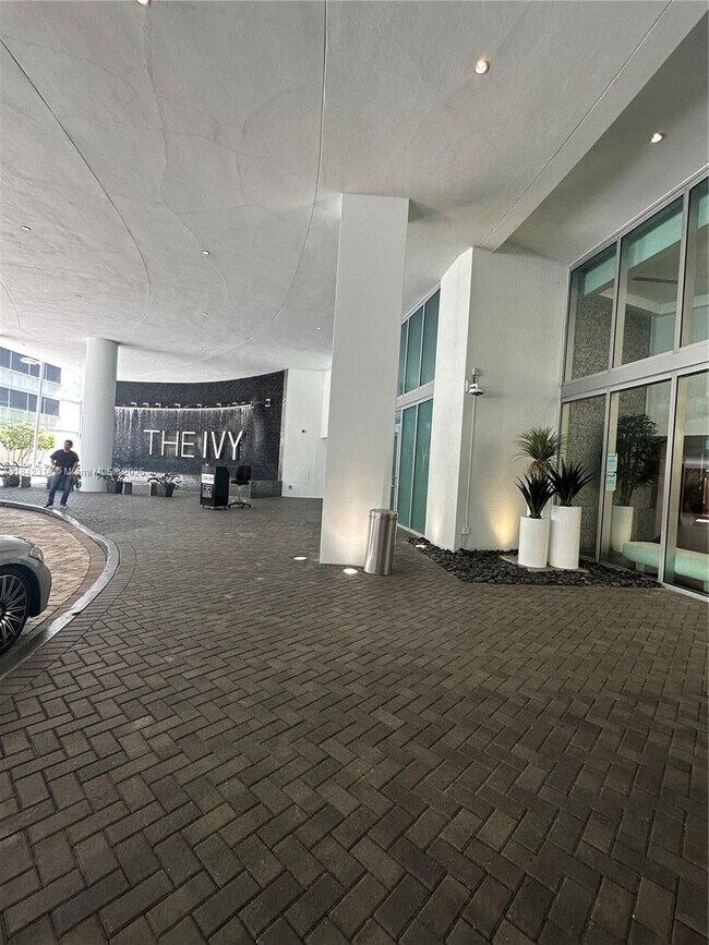 Foto del edificio - 90 SW 3rd St