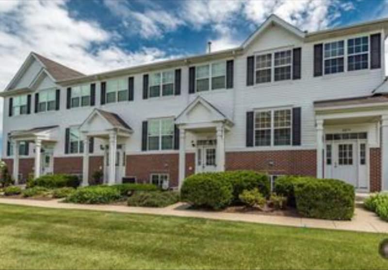 2277 Beresford Dr, Yorkville, IL 60560 Townhome Rentals in Yorkville