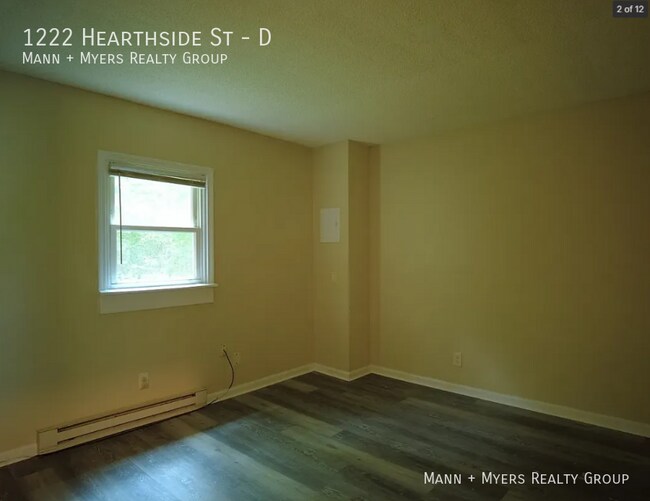Building Photo - 1222 Hearthside St