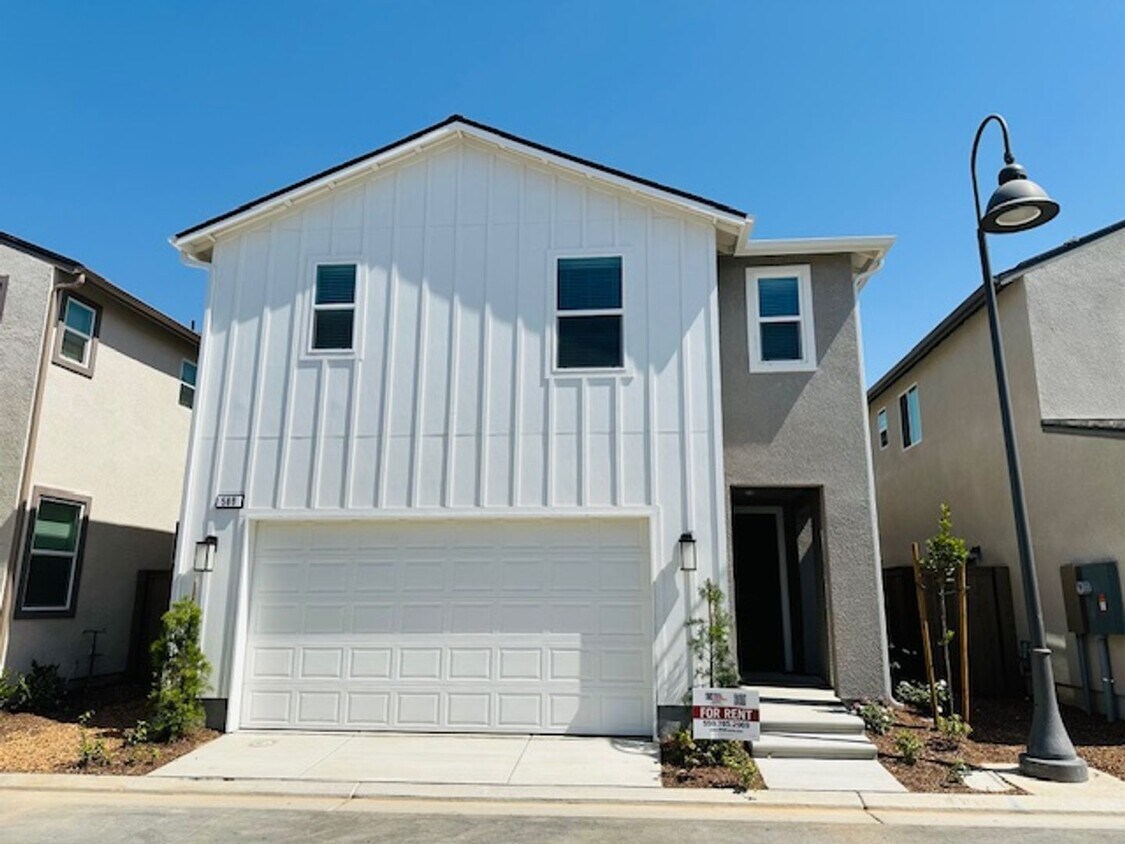 Foto principal - $2,295 Tesoro Viejo, Award Winning Communi...