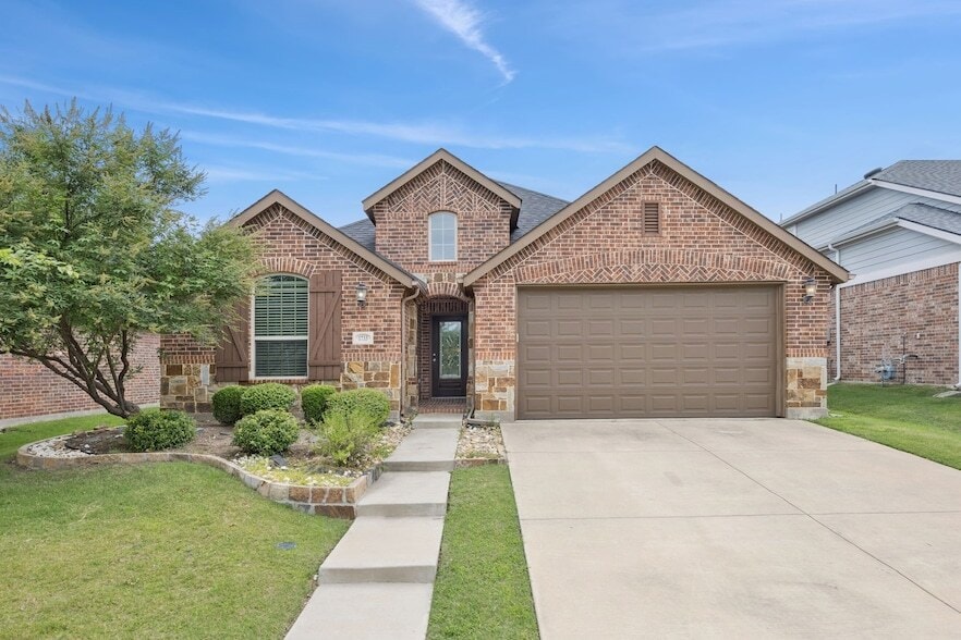 Photo - 1733 Lark Ln