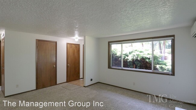 Building Photo - 12203 NE Salmon Creek Ave