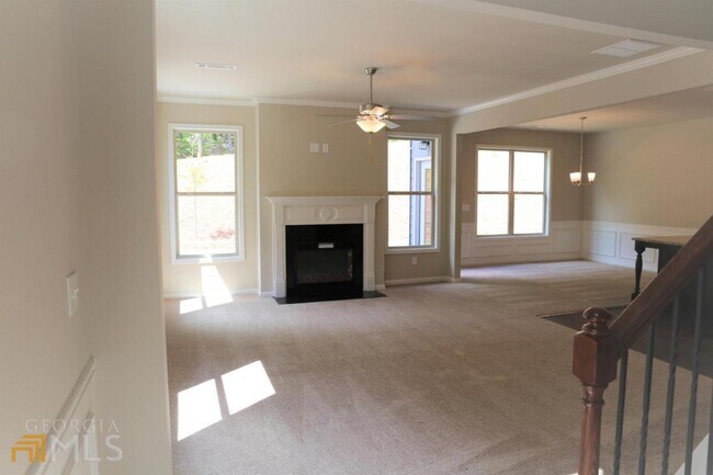 Building Photo - 3144 Hawthorne Path