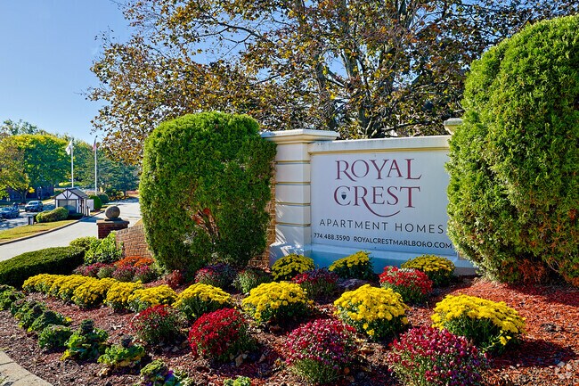 Entrada comunitaria - Royal Crest Marlboro