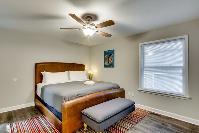 Foto del edificio - 226 S Hoyne Ave