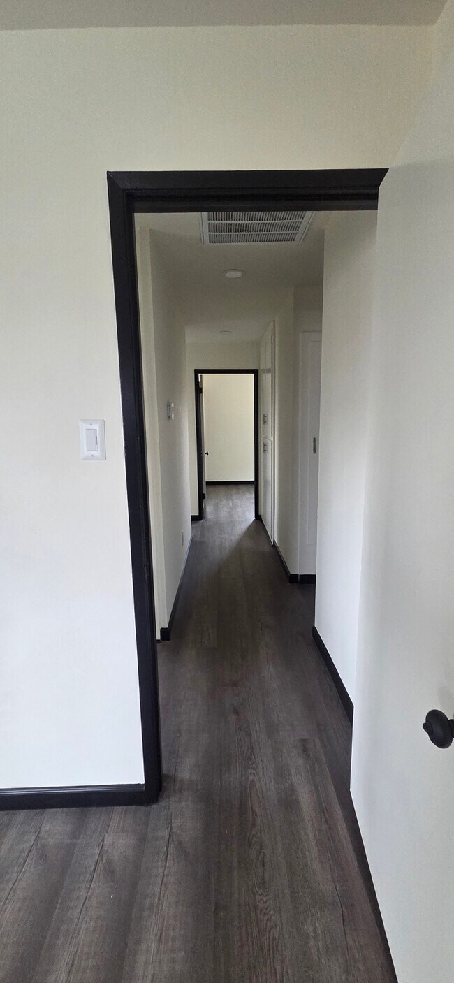 Foto del edificio - 754 Marjorie Dr