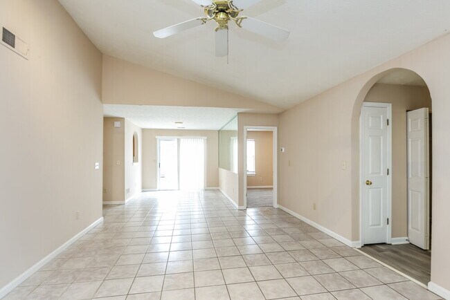 Building Photo - 4008 Sidney Lanier Blvd